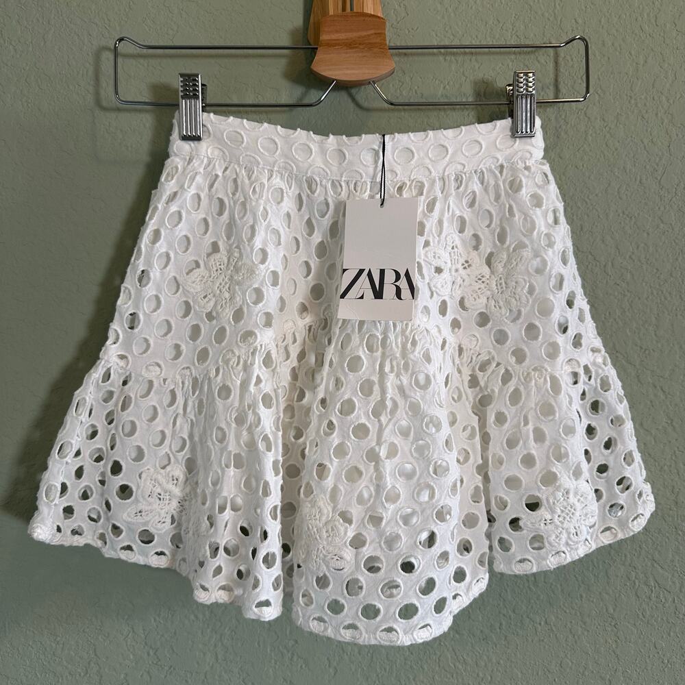 Zara White Eyelet Lace Trim Tiered Skirt